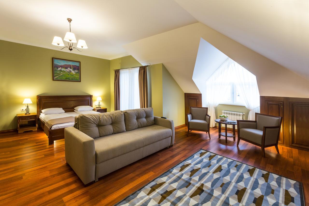 Apartament Hotel By Derenivska Kupil Nyzhne Solotvyno Room photo